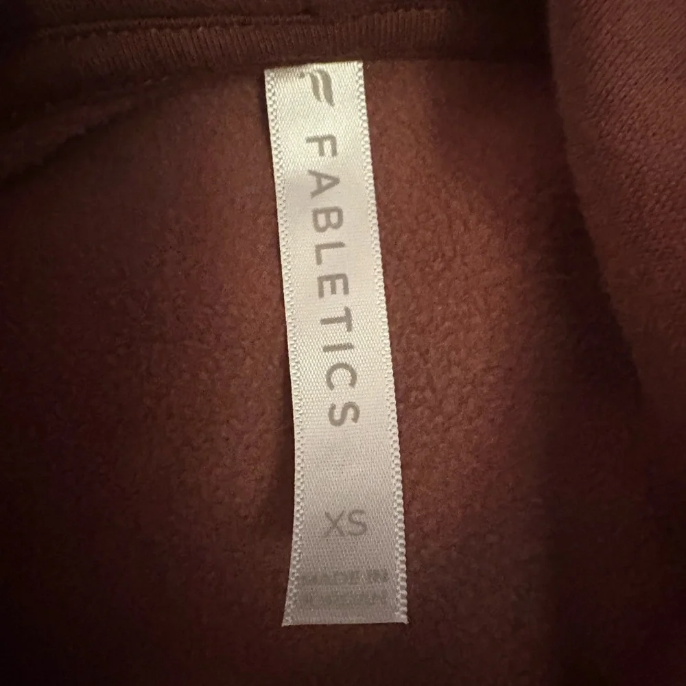 Fabletics Cozy Fleece Cropped Hoodie Chocolate Brown Oversized XS (Fits S) NWOT - Picture 4 of 12